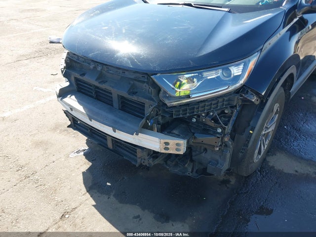 Honda CR-V LX 2017 2HKRW6H34HH210591 Image 22
