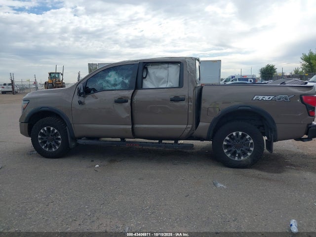 Nissan Titan Pro-4x 4x4 2023 1N6AA1ED5PN115190 Image 14