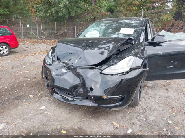 2021 TESLA MODEL Y 5YJYGDED4MF126113 Photo 5