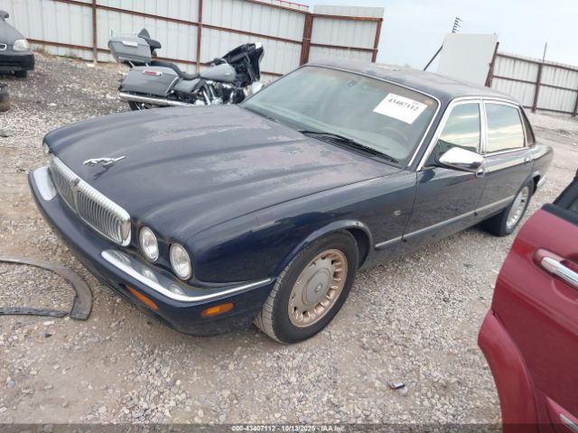 2000 JAGUAR XJ8 SAJDA24CXYLF05346 Photo 1