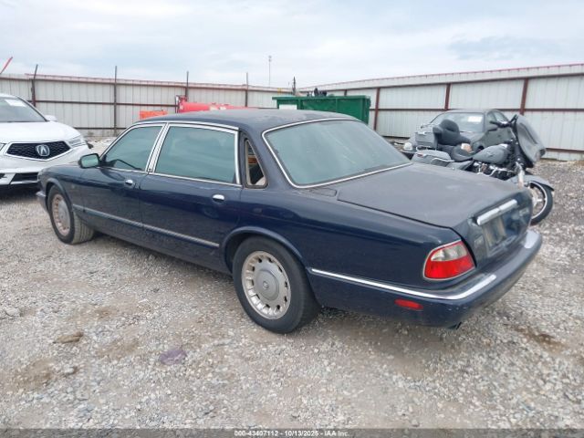 2000 JAGUAR XJ8 SAJDA24CXYLF05346 Photo 2