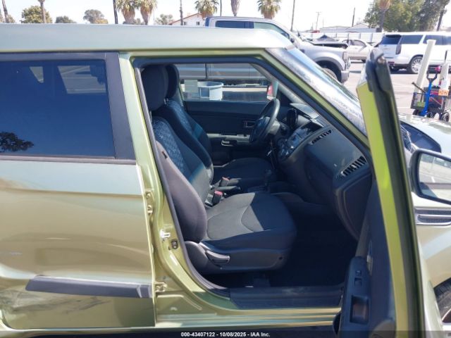 2010 KIA SOUL KNDJT2A24A7144909 Photo 4