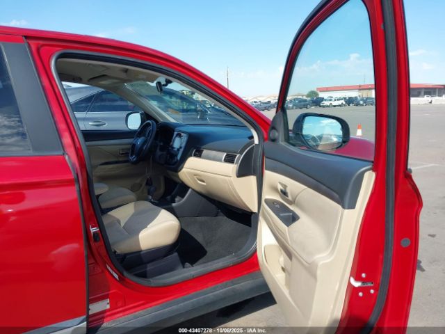 2016 MITSUBISHI OUTLANDER JA4AD3A37GZ022709 Photo 4