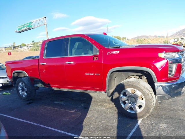 1GC4YPEY1NF161558 Chevrolet Silverado 2500hd 4wd Standard Bed Ltz