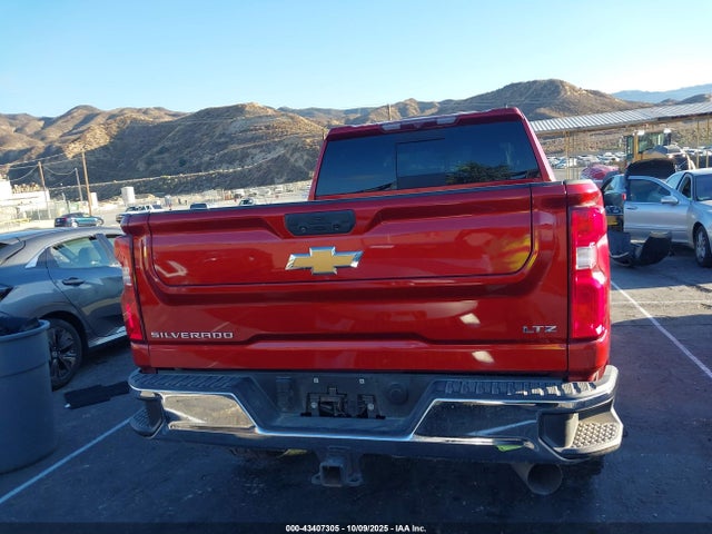 1GC4YPEY1NF161558 Chevrolet Silverado 2500hd 4wd Standard Bed Ltz