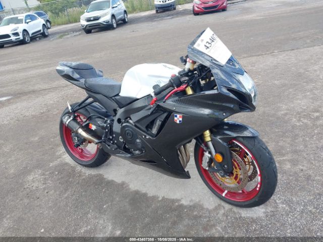 2017 SUZUKI GSX-R750 JS1GR7MAXH2101766