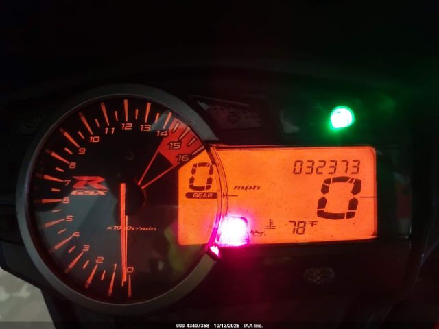 2017 SUZUKI GSX-R750 JS1GR7MAXH2101766 Photo 6