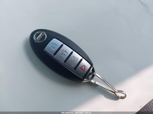 3N1AB7AP7GY262684 Nissan 2016