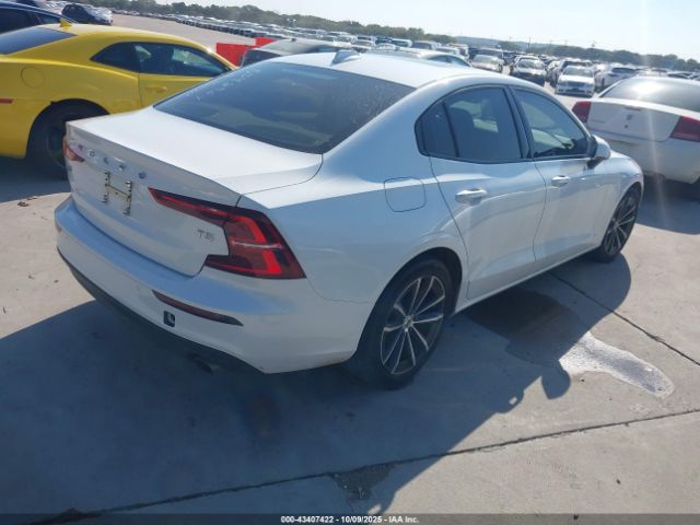 2021 VOLVO S60 7JR102FK3MG093197 Photo 3