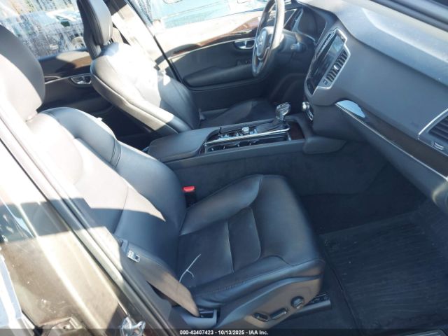2018 VOLVO XC90 YV4102PK3J1369791 Photo 4