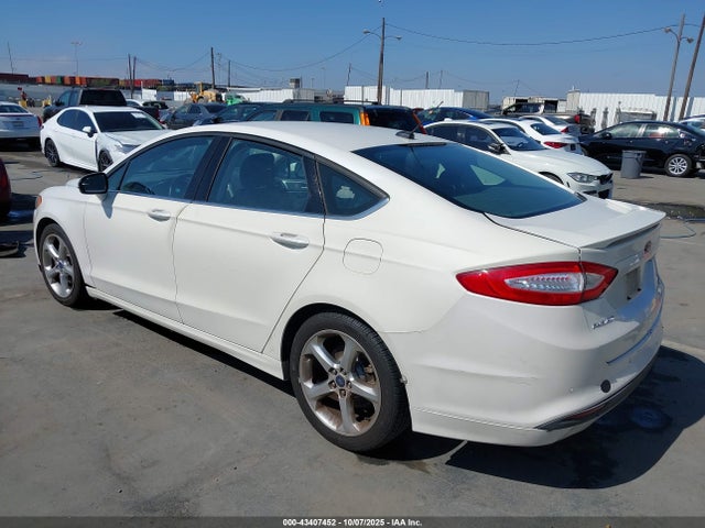 Ford 2015 2015 3FA6P0HD9FR161071 Image 3