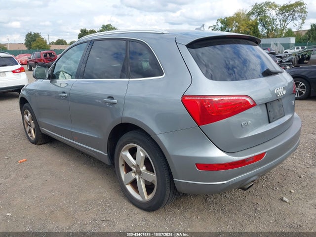 2010 AUDI Q5 WA1LKAFP2AA048252 Photo 2
