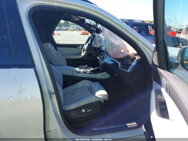 2023 BMW X5 5UXCR6C0XP9P31217 Photo 4
