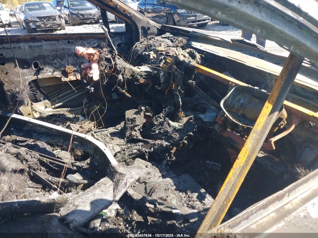 3FA6P0H70ER139582 Ford FUSION SE