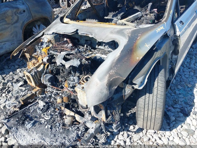 3FA6P0H70ER139582 Ford FUSION SE