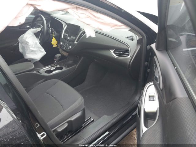 2025 CHEVROLET MALIBU 1G1ZG5ST6SF105058 Photo 4