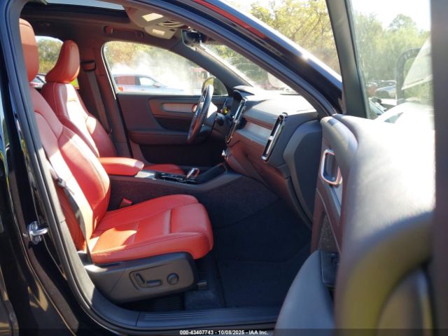 2021 VOLVO XC40 YV4AC2HL6M2571733 Photo 4