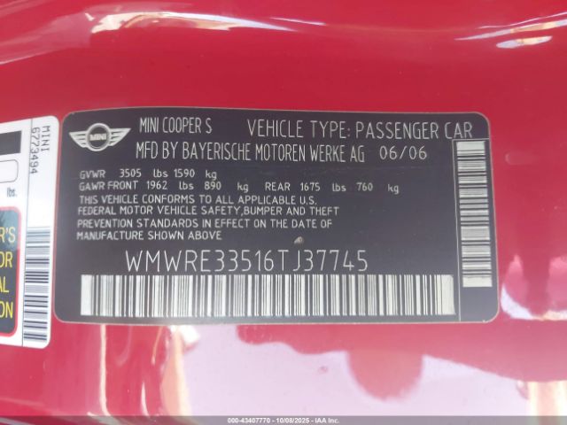 2006 MINI COOPER S WMWRE33516TJ37745 Photo 8