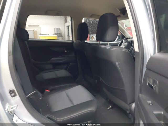2017 MITSUBISHI OUTLANDER JA4AD3A37HZ043884 Photo 7