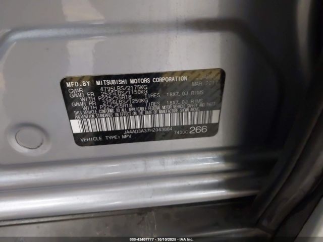 2017 MITSUBISHI OUTLANDER JA4AD3A37HZ043884 Photo 8