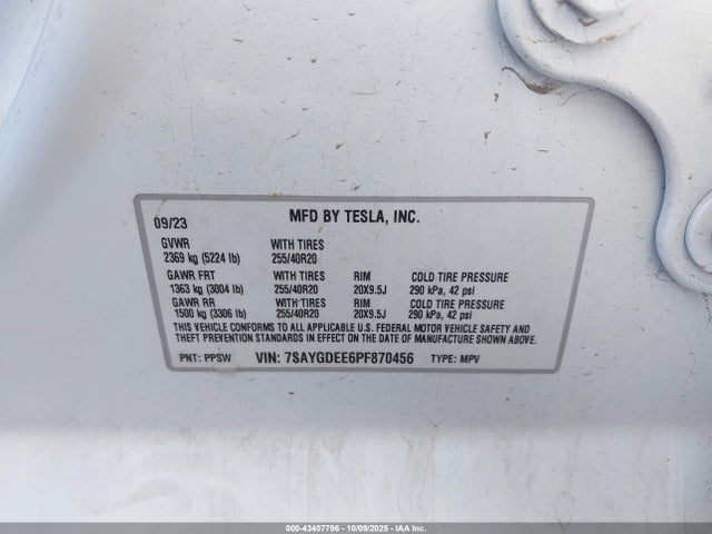 2023 TESLA MODEL Y 7SAYGDEE6PF870456 Photo 8