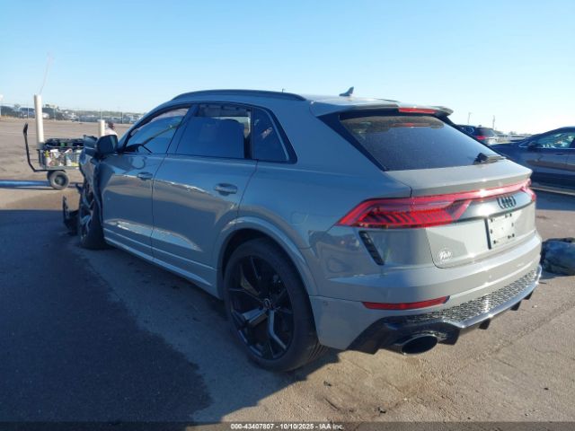 2022 AUDI RS Q8 WU1ARBF12ND031873 Photo 2