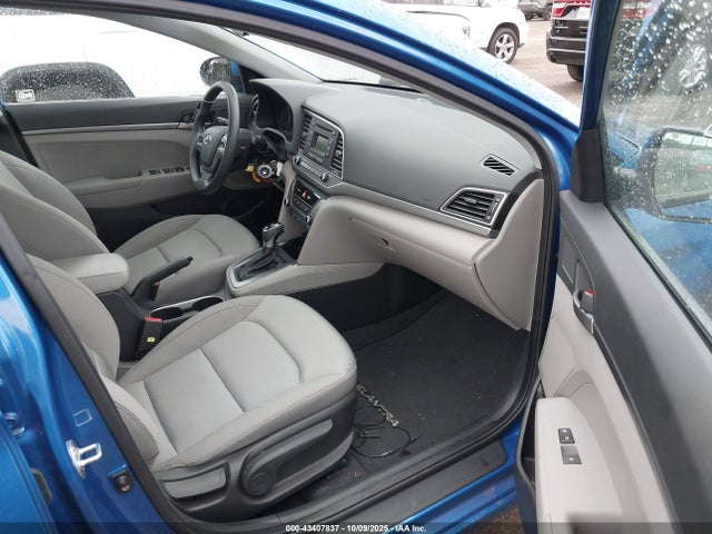 Продаж на аукціоні авто 2018 Hyundai Elantra Se, vin: KMHD74LF4JU478125, номер лоту: 43407837