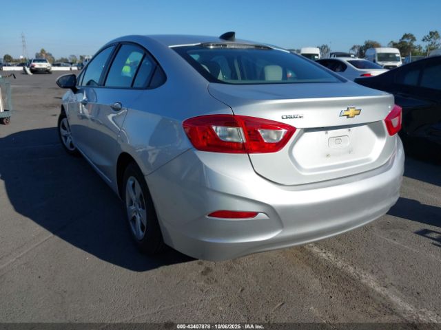 2017 CHEVROLET CRUZE 1G1BC5SM4H7159502 Photo 2