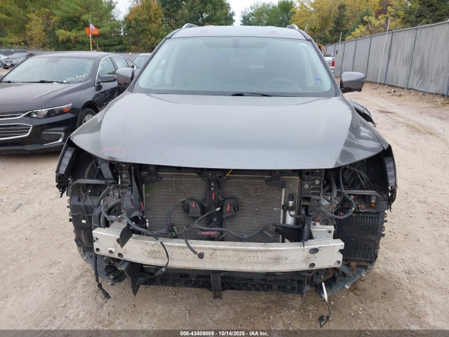 Продажа на аукционе авто 2017 Nissan Pathfinder Platinum/s/sl/sv, vin: 5N1DR2MM0HC689026, номер лота: 43408089