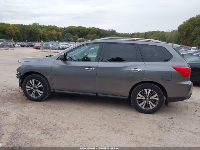 Продажа на аукционе авто 2017 Nissan Pathfinder Platinum/s/sl/sv, vin: 5N1DR2MM0HC689026, номер лота: 43408089