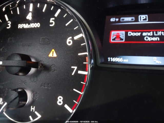 Продажа на аукционе авто 2017 Nissan Pathfinder Platinum/s/sl/sv, vin: 5N1DR2MM0HC689026, номер лота: 43408089
