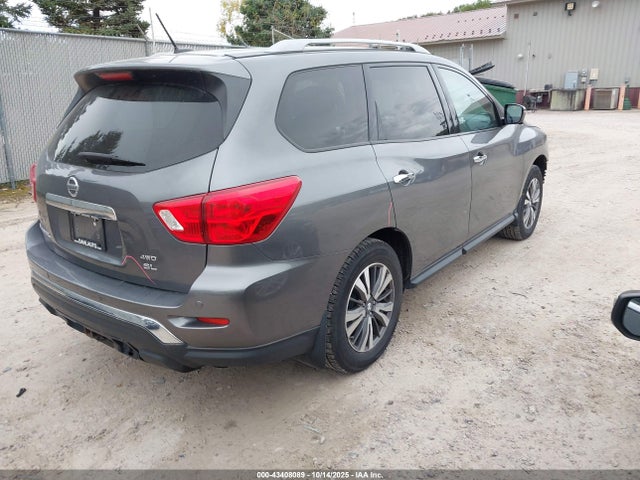 Продажа на аукционе авто 2017 Nissan Pathfinder Platinum/s/sl/sv, vin: 5N1DR2MM0HC689026, номер лота: 43408089