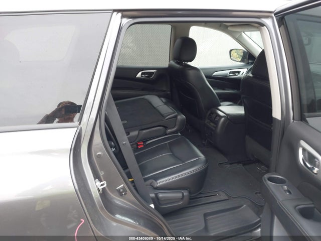 Продажа на аукционе авто 2017 Nissan Pathfinder Platinum/s/sl/sv, vin: 5N1DR2MM0HC689026, номер лота: 43408089