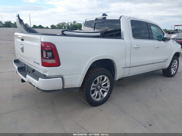 2024 RAM 1500 1C6SRFHT7RN154566 Photo 3