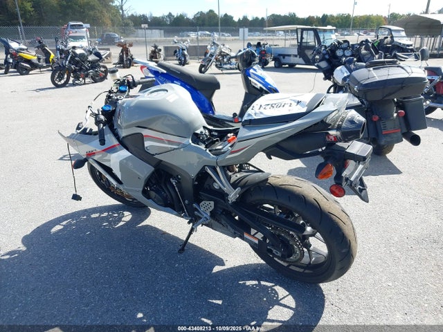 Продажа на аукционе авто 2026 Honda Cbr600 Rr, vin: JH2PC40H7TK300220, номер лота: 43408213