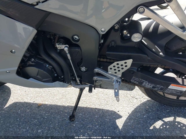 Продажа на аукционе авто 2026 Honda Cbr600 Rr, vin: JH2PC40H7TK300220, номер лота: 43408213