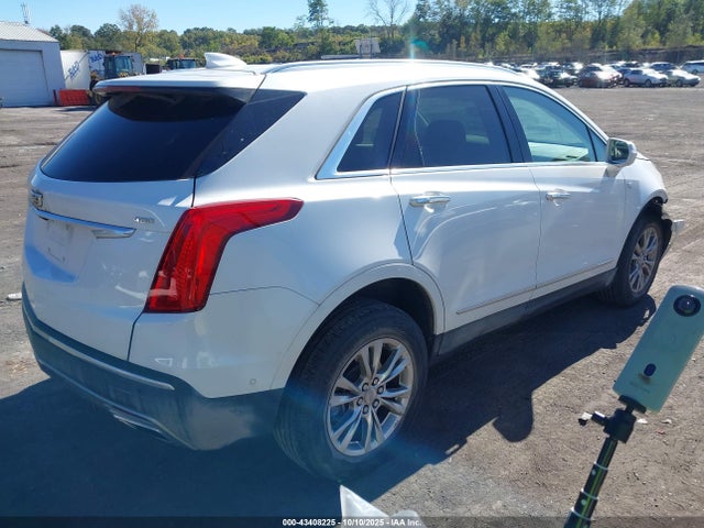 2020 CADILLAC XT5 1GYKNDRS6LZ144863 Photo 3