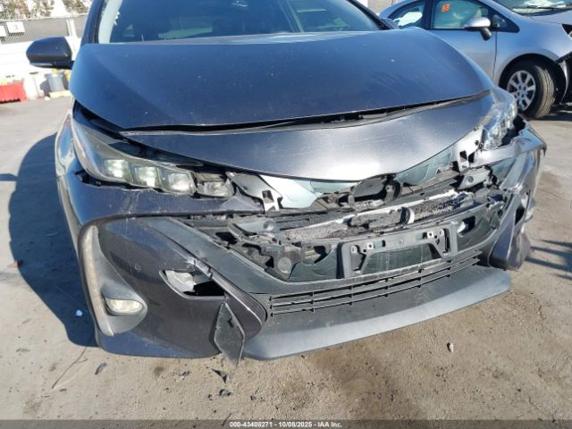 2017 TOYOTA PRIUS PRIME JTDKARFP9H3044605 Photo 5