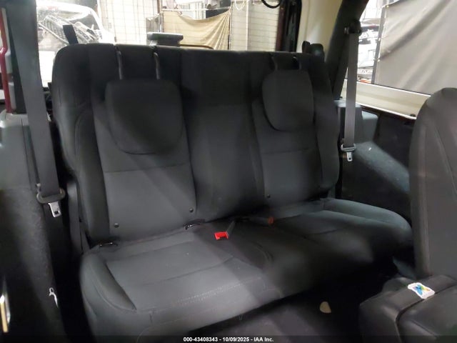 1C4GJXAN1MW670660 Jeep Wrangler Sport S 4x4