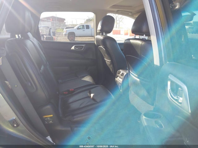 5N1AR2MMXFC722808 Nissan Pathfinder