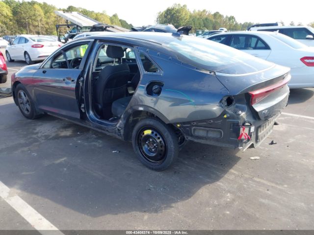 2021 KIA K5 5XXG14J27MG054872 Photo 2