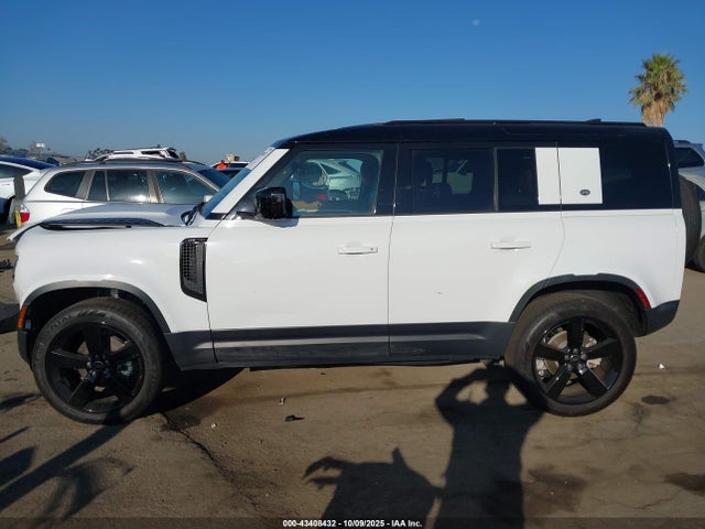 SALEJ7EX7R2343223 Land Rover Defender 110 P300