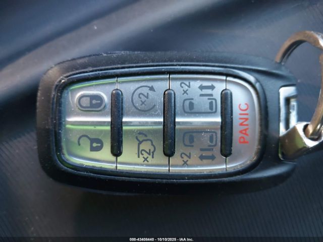 2020 CHRYSLER VOYAGER 2C4RC1DG4LR156595 Photo 10