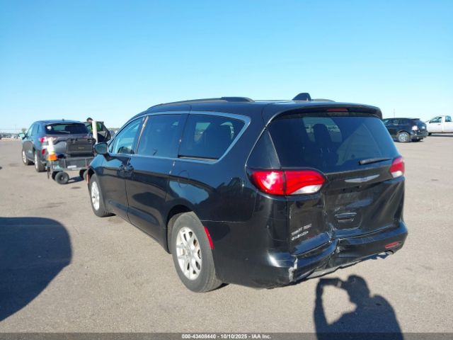 2020 CHRYSLER VOYAGER 2C4RC1DG4LR156595 Photo 2