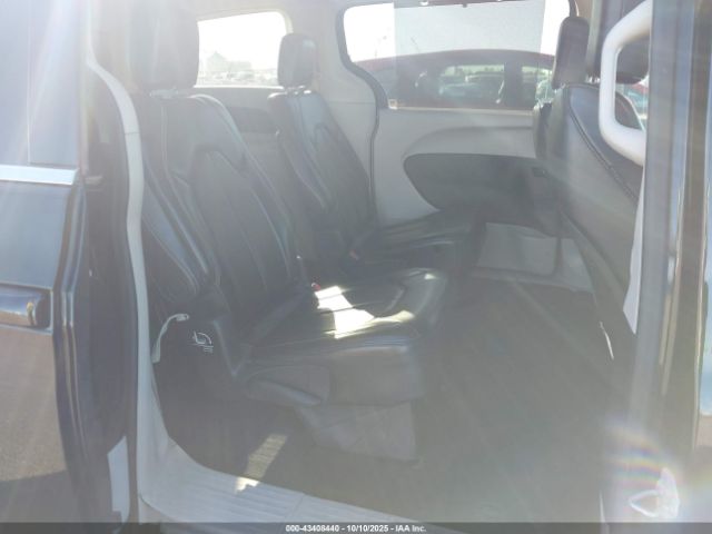 2020 CHRYSLER VOYAGER 2C4RC1DG4LR156595 Photo 7