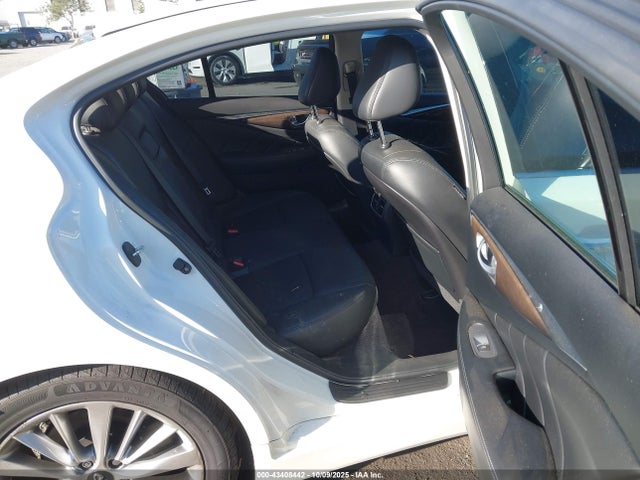 JN1EV7AP8KM519758 Infiniti Q50