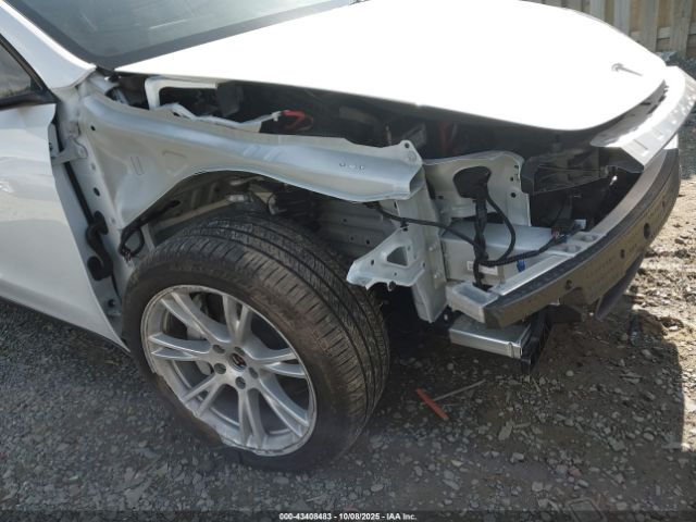 2024 TESLA MODEL Y 7SAYGDEE0RA271052 Photo 5