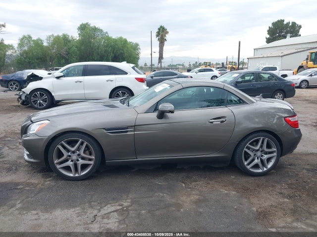 Mercedes-Benz SLK 250 2014 WDDPK4HA4EF090082 Image 14