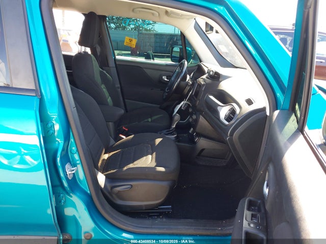 ZACNJCBBXMPN27477 Jeep Renegade Latitude Fwd