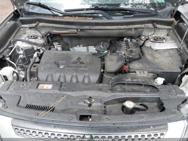 2020 MITSUBISHI OUTLANDER JA4AD3A34LZ018689 Photo 9